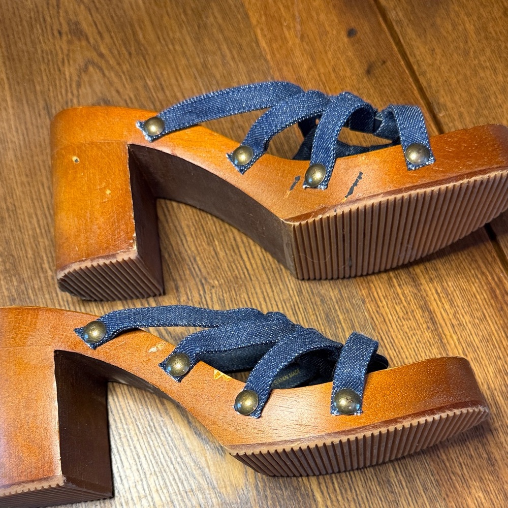 Anna Sui Denim Blue Candies Clogs - Picture 2 of 5